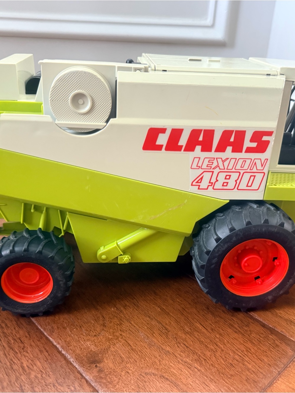 Bruder 02120 CLAAS Lexion 480 Terra Trac Combine Harvester Toy